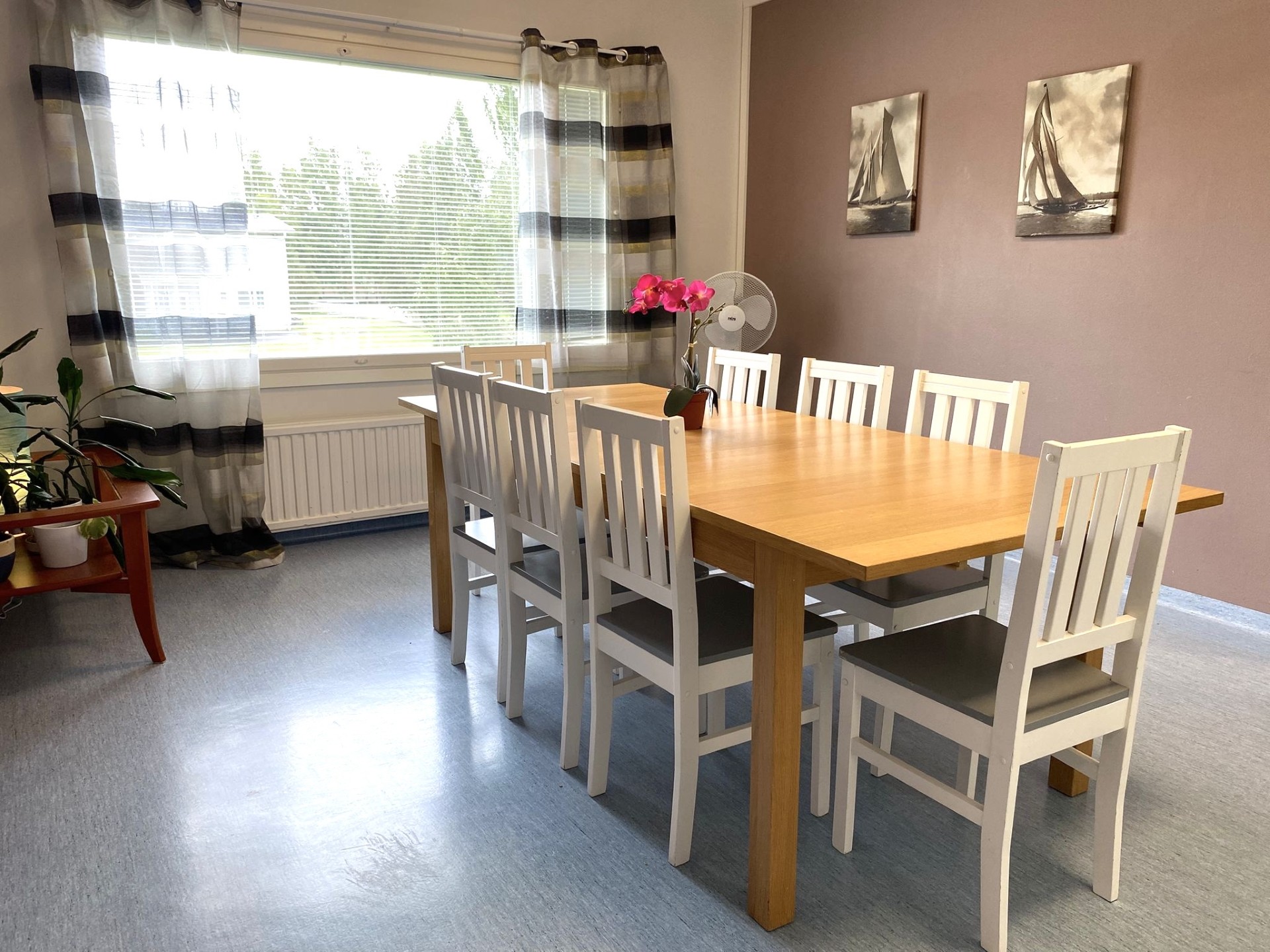 Ykköskoti Pirtan ruokailutila